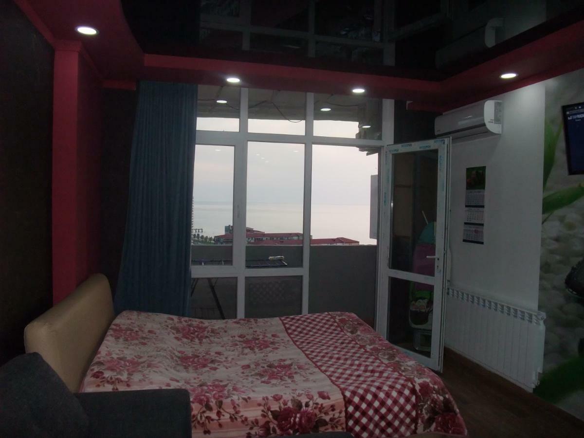 Apartment With Black Sea View Batumi Exterior photo